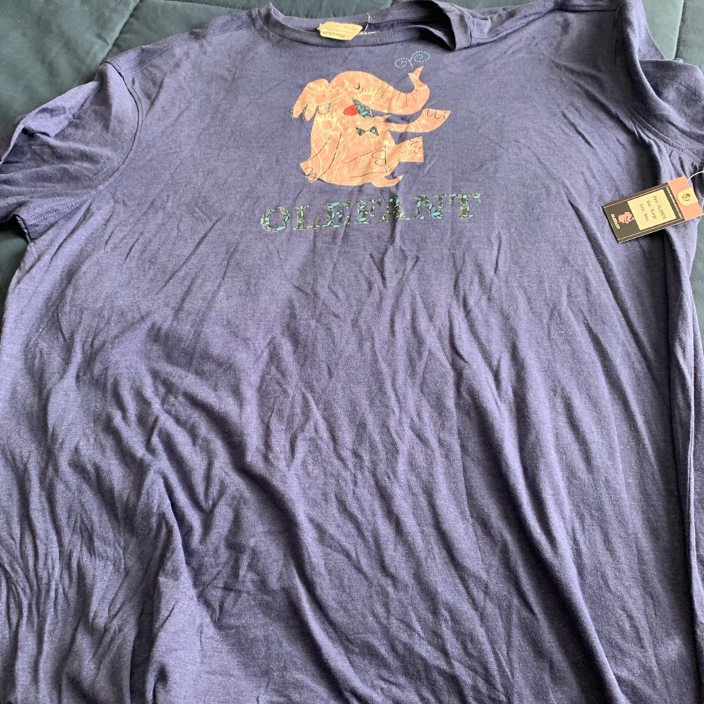 Olefant Brand Woman’s t-shirt, size XL (NWT)